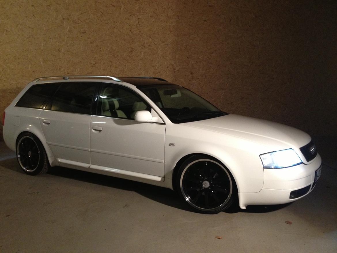 Audi A6 2,4 V6 - 7 Personers - Solgt billede 1