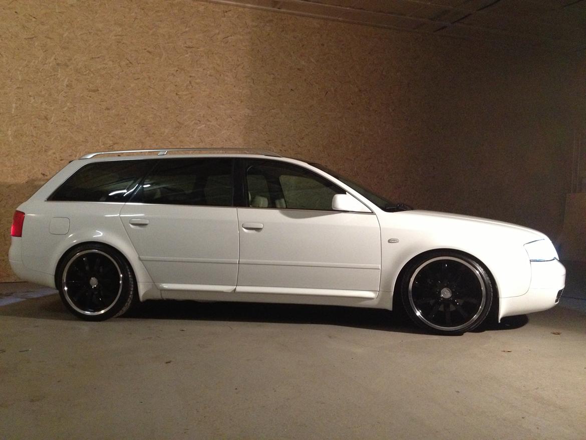 Audi A6 2,4 V6 - 7 Personers - Solgt billede 6