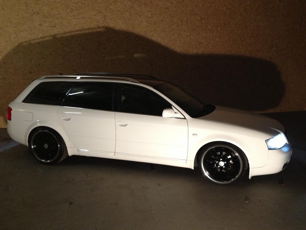 Audi A6 2,4 V6 - 7 Personers - Solgt billede 7