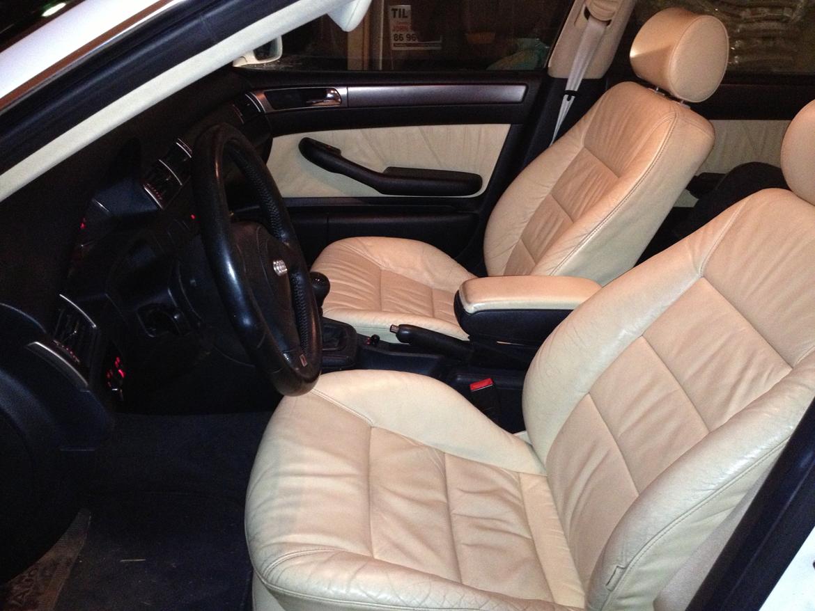 Audi A6 2,4 V6 - 7 Personers - Solgt billede 11