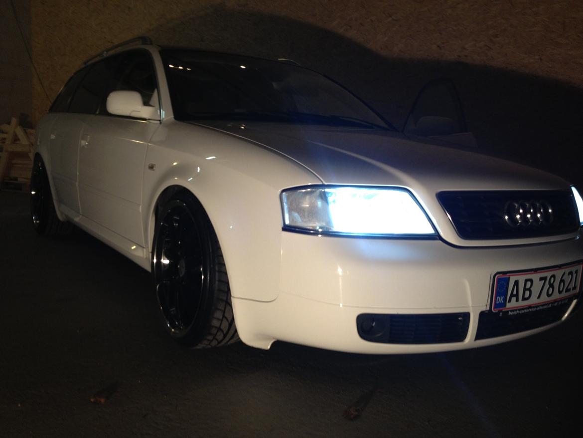 Audi A6 2,4 V6 - 7 Personers - Solgt billede 14