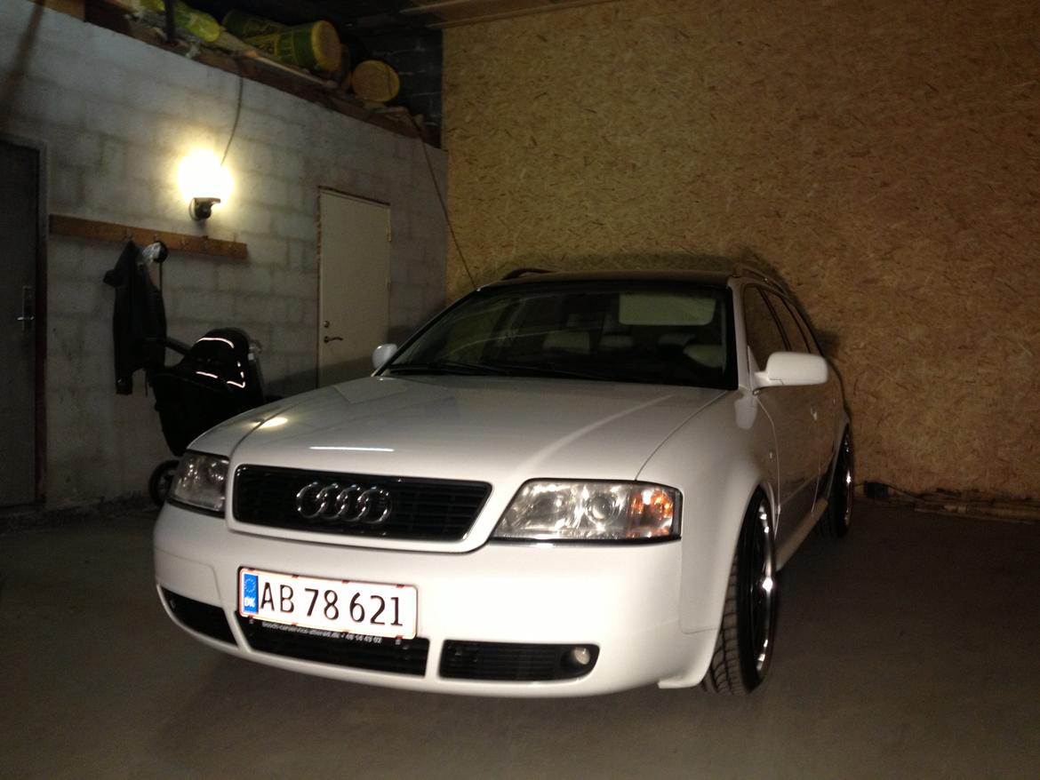 Audi A6 2,4 V6 - 7 Personers - Solgt billede 15