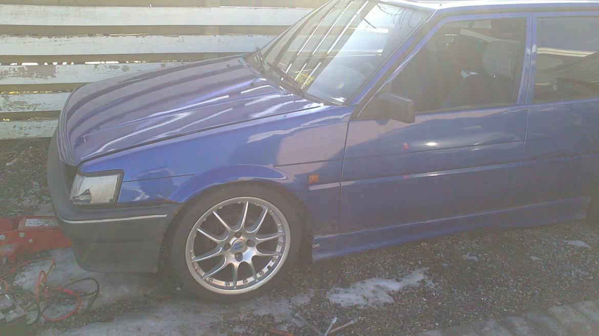 Toyota Corolla Dx skrottet billede 17