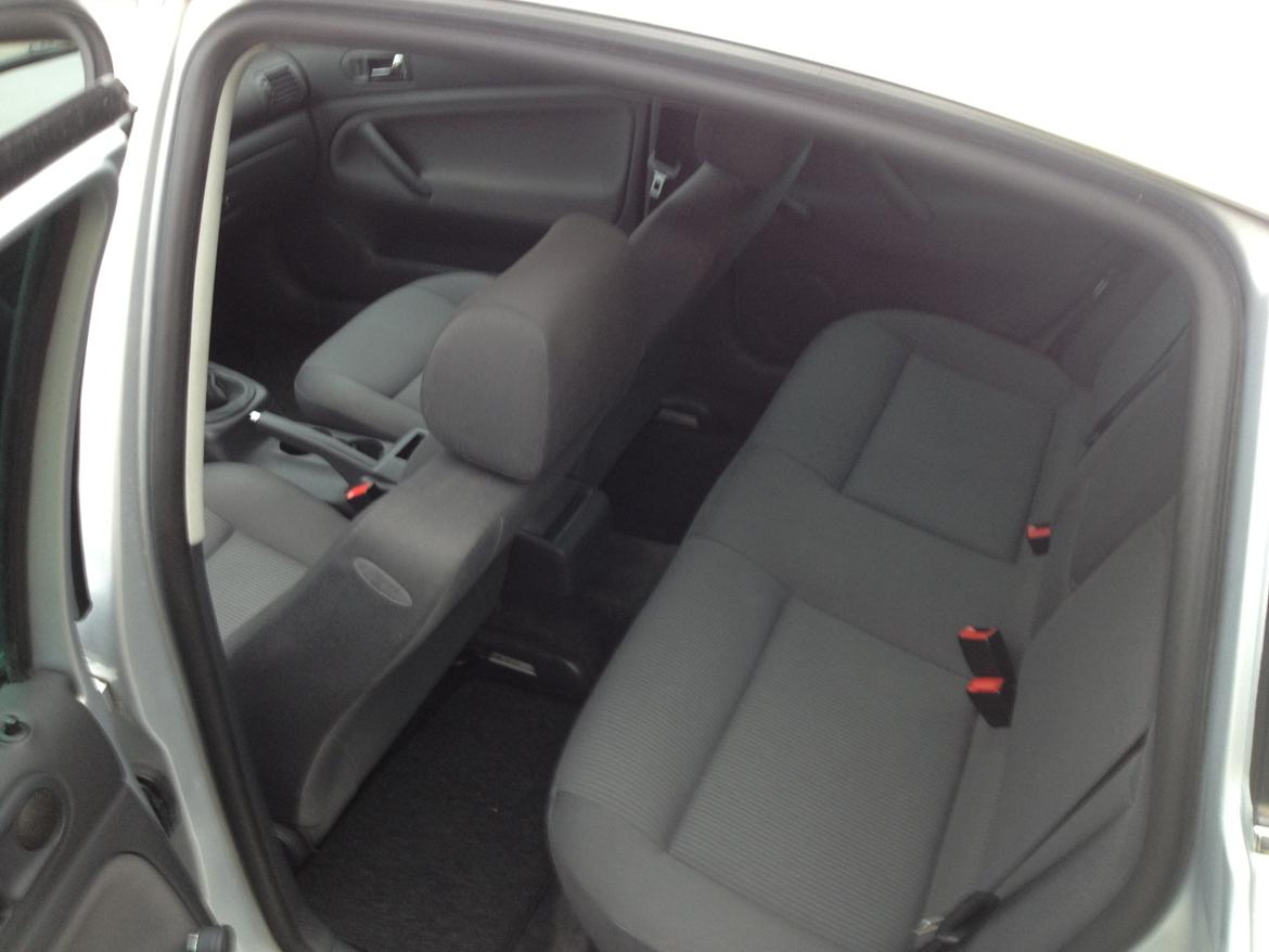 VW Passat  man.limousine billede 5