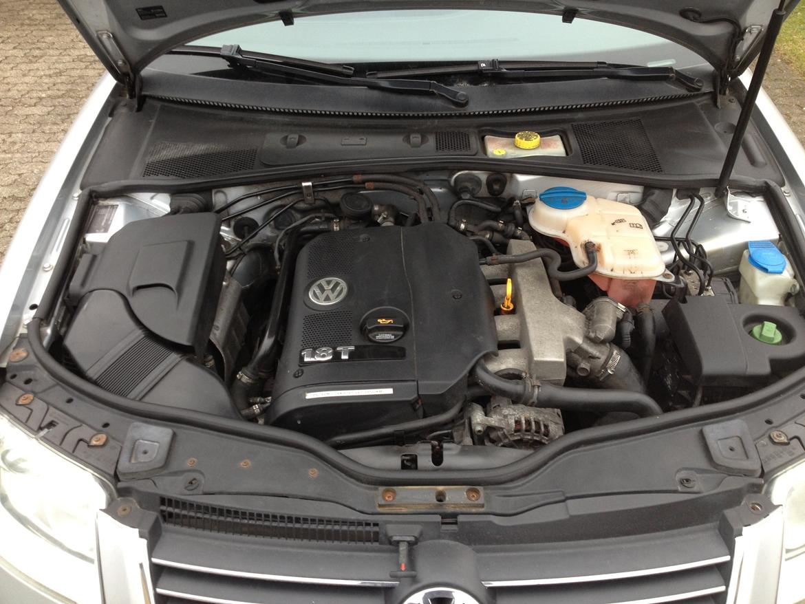 VW Passat  man.limousine billede 7