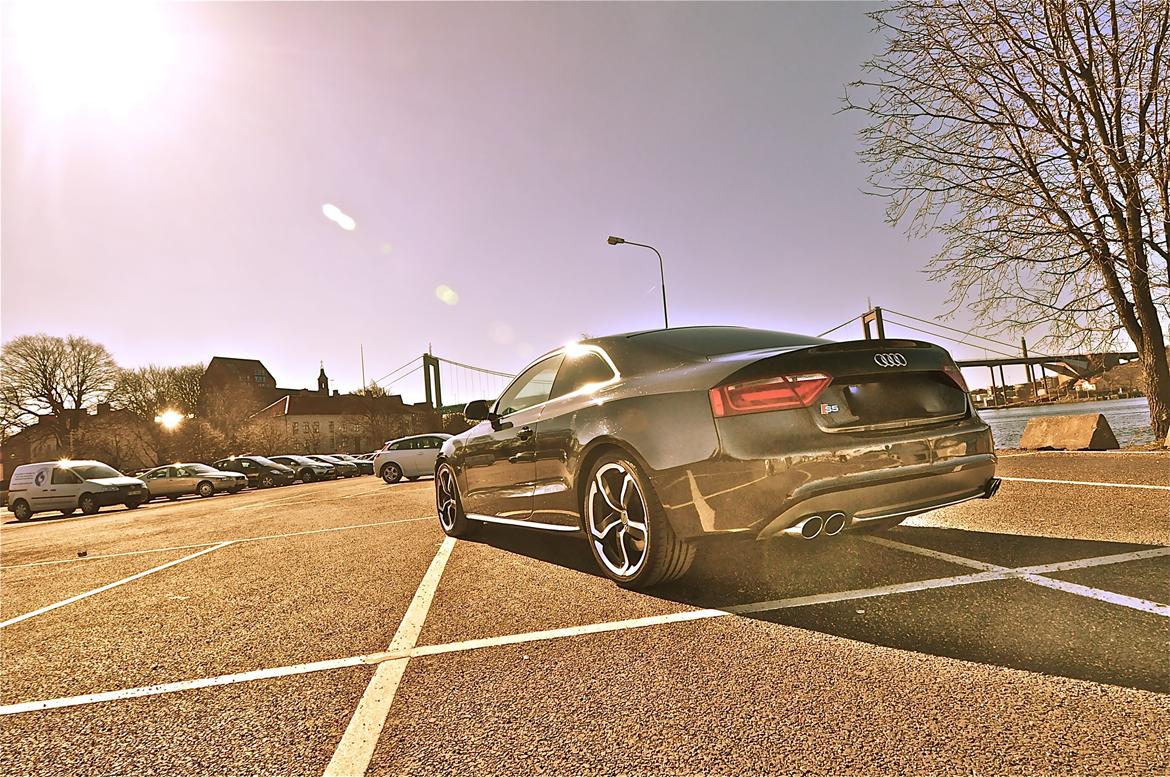 Audi S5 **SOLGT** billede 1