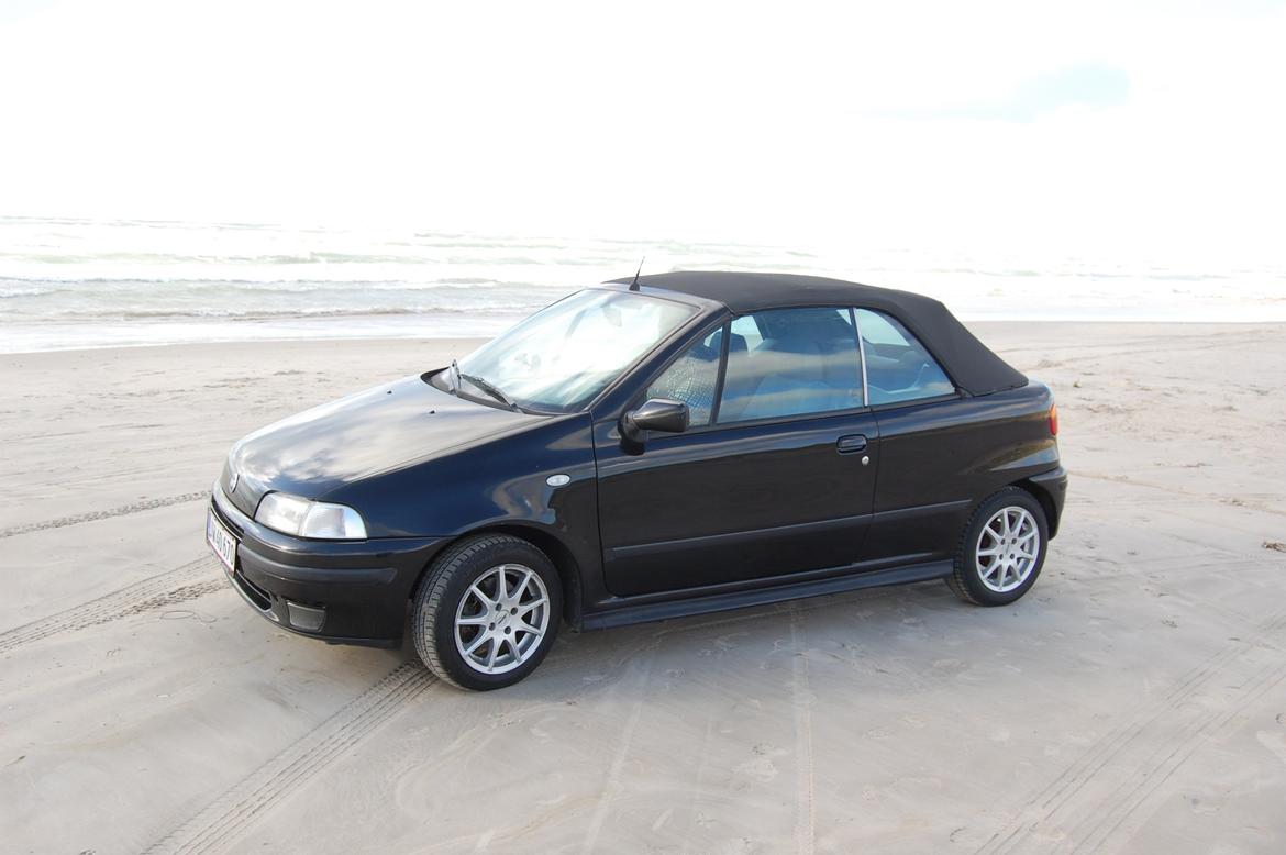 Fiat Punto cabrio 85 - På stranden Løkken billede 3