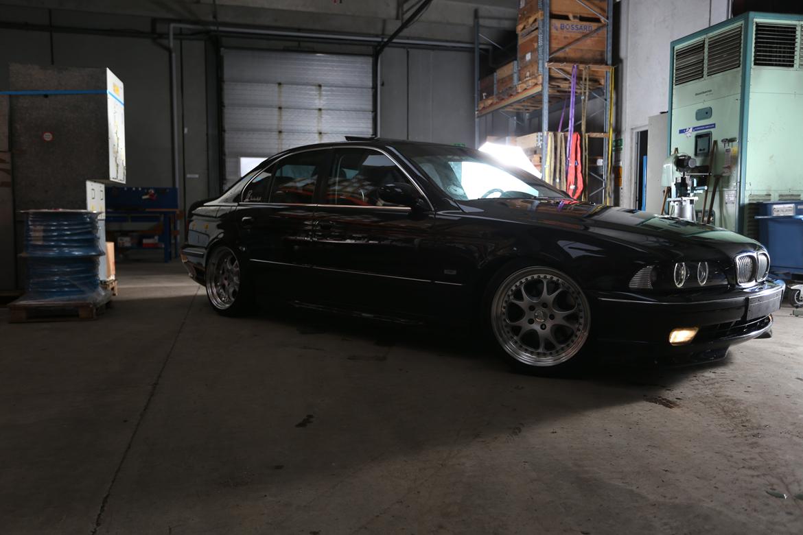 BMW e39 528i SOLGT billede 5