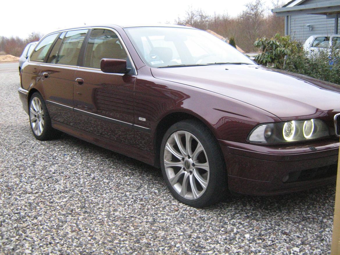 BMW E39 525 TDS Touring SOLGT billede 3