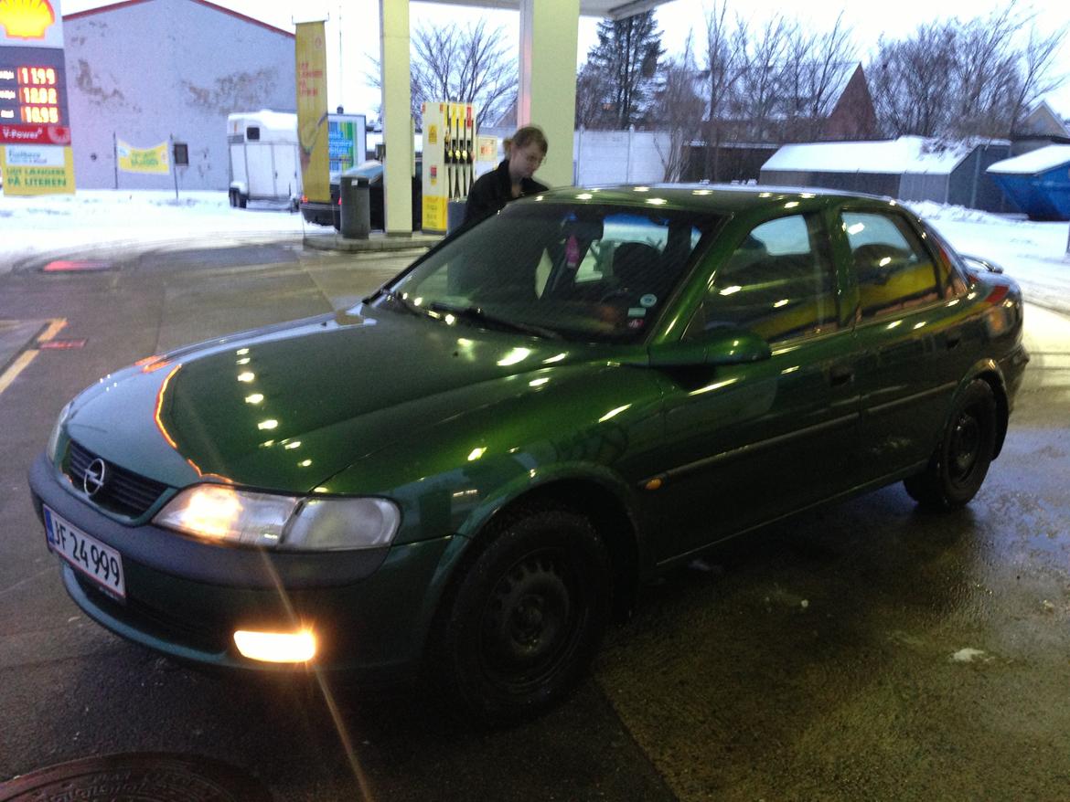 Opel Vectra B 1,8 16v billede 1