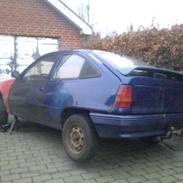Opel Kadett 1,6