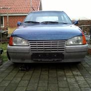 Opel Kadett 1,6