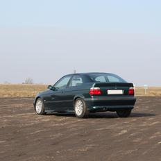 BMW 318TI E36