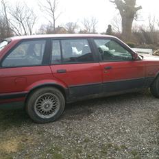 BMW E30 318 i Touring