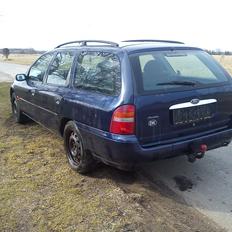 Ford mondeo 1.8 st