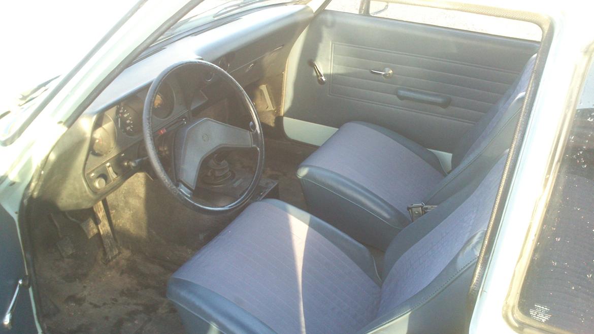 Opel ascona a solgt billede 4