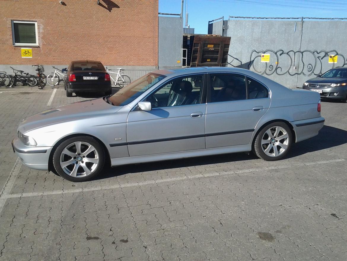 BMW E39 528i billede 4