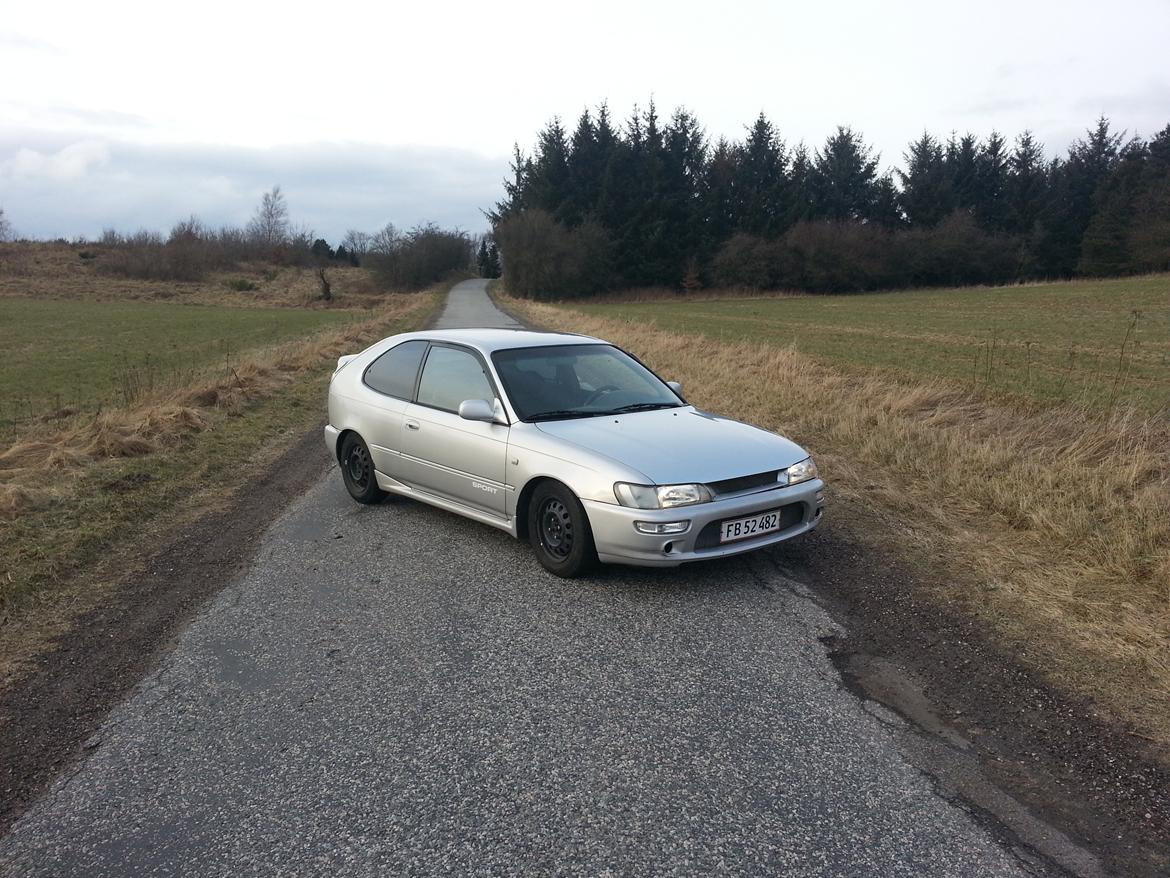 Toyota corolla 1,6 gsi sport billede 1