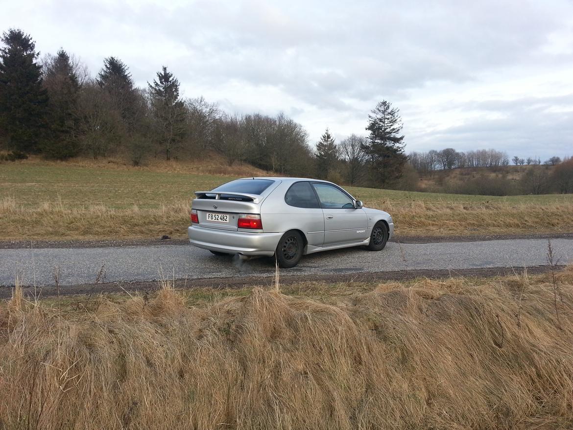 Toyota corolla 1,6 gsi sport billede 5