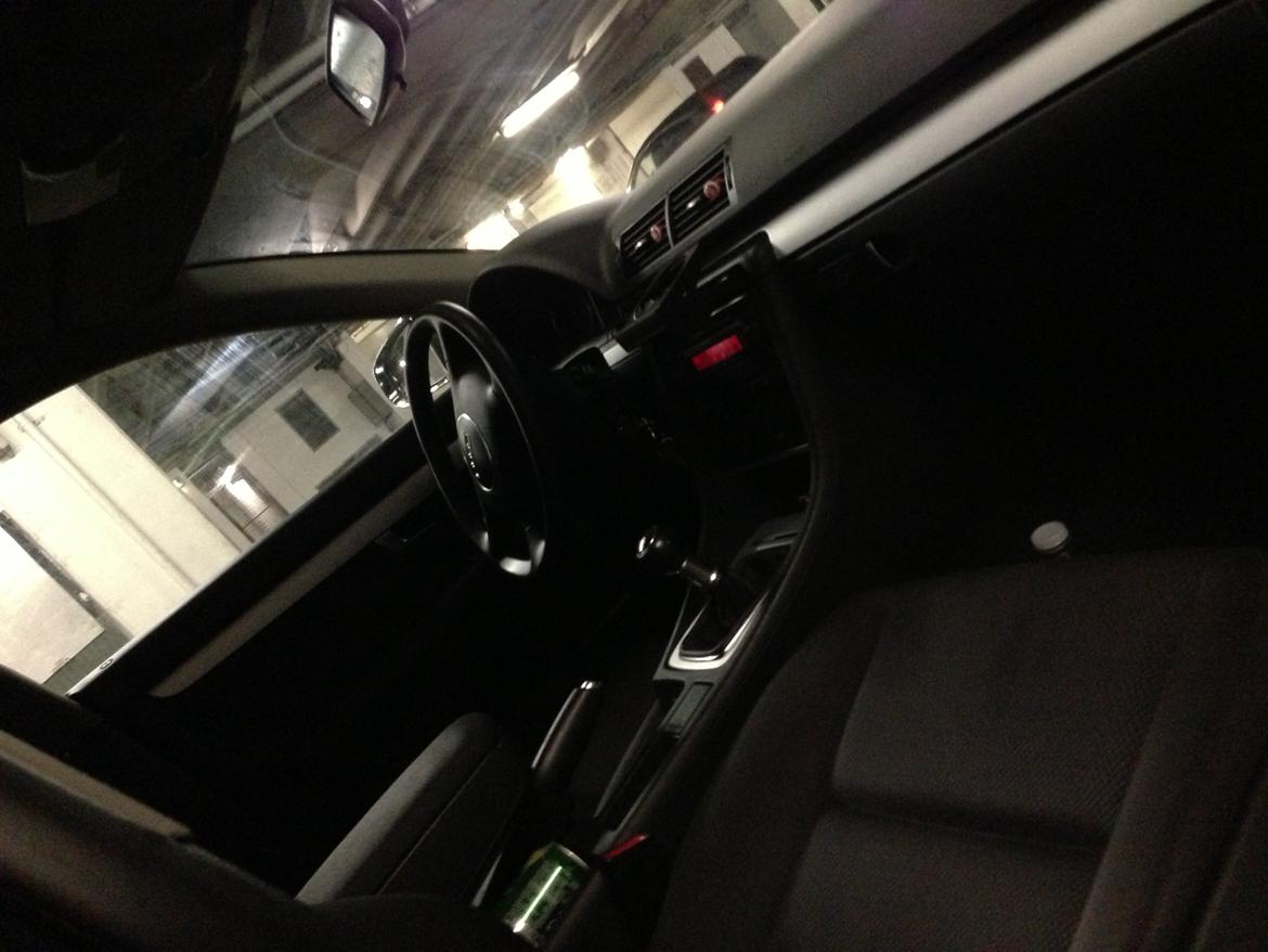 Audi A4 B6 Turbo S-line *SOLGT* billede 11