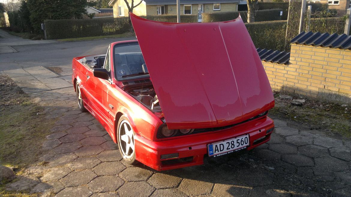 BMW 325 i cab. billede 1