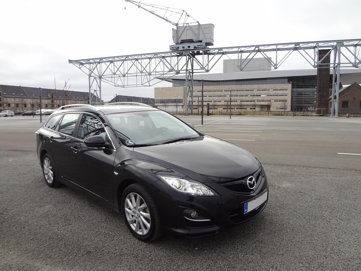 Mazda 6 2,0 - 90th Anniversary St.Car billede 1