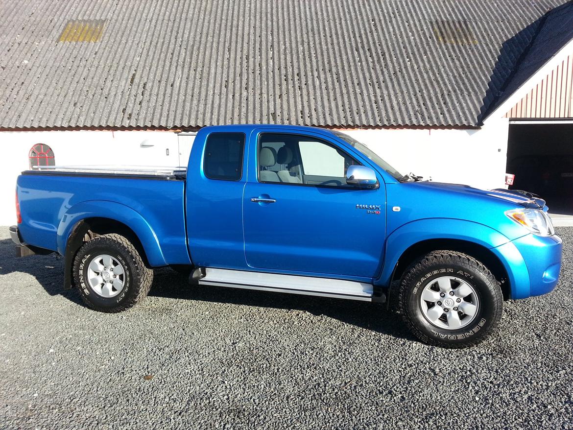 Toyota Hilux 2.5 D4D 4x4 SR5 ex.cab billede 1