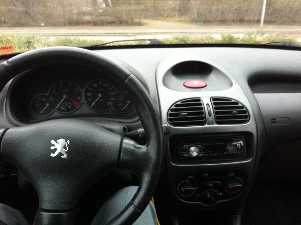 Peugeot 206 S16 billede 6