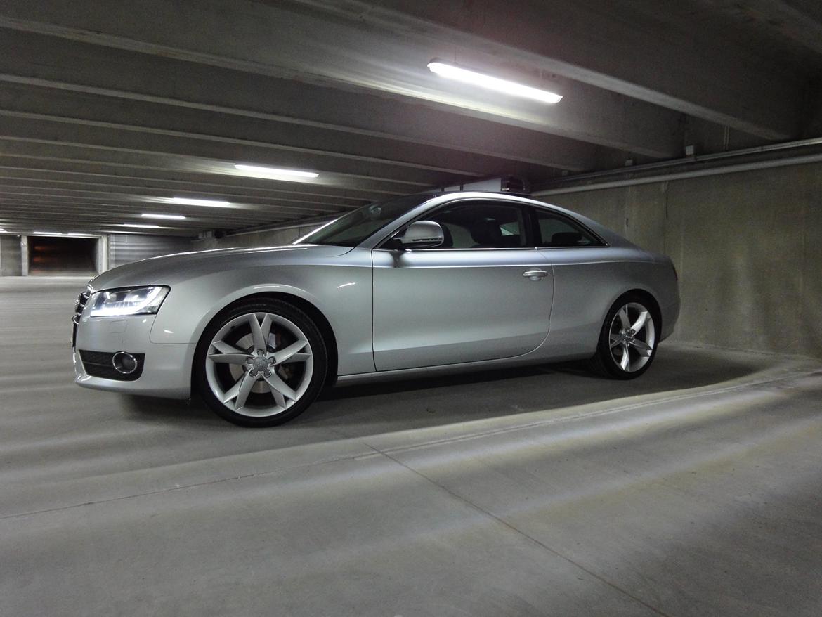 Audi A5 3,0 TDi Coupe´ quattro billede 1