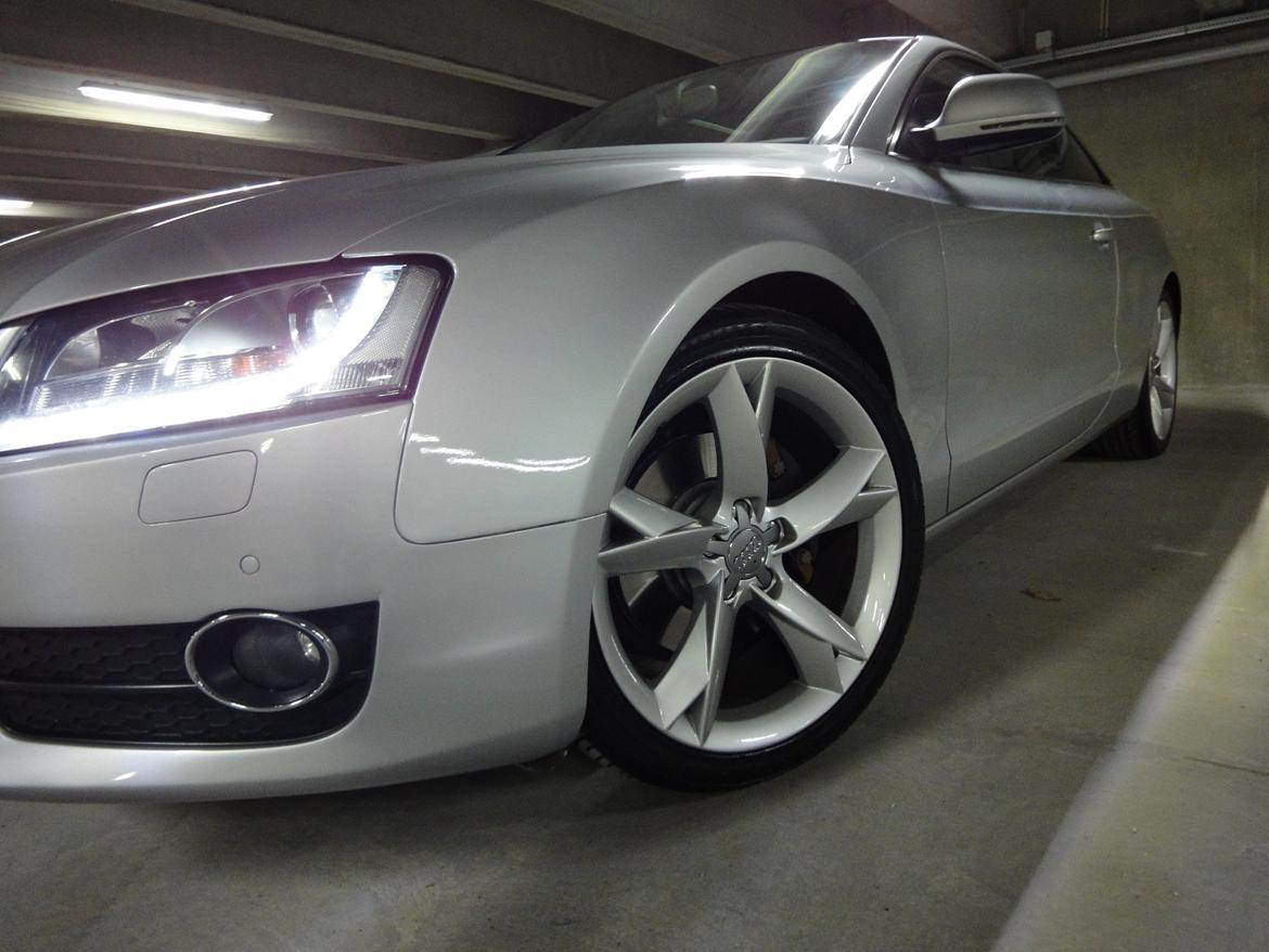 Audi A5 3,0 TDi Coupe´ quattro billede 2