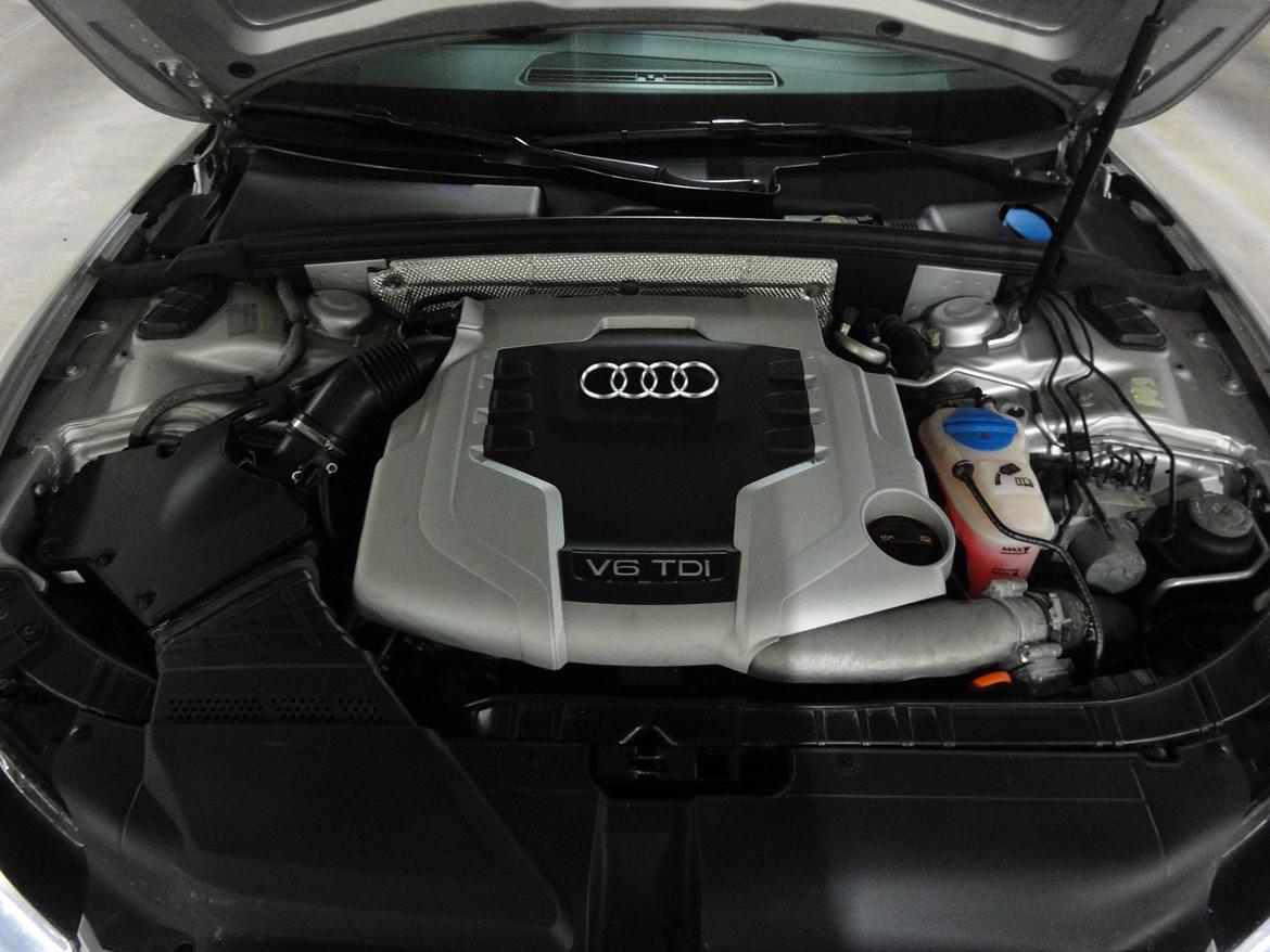 Audi A5 3,0 TDi Coupe´ quattro billede 9