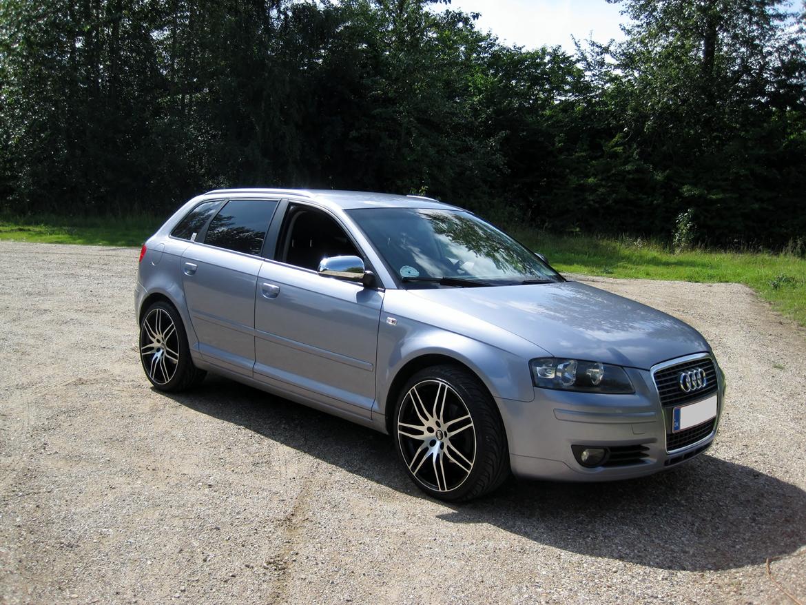 Audi A3 Sportback TDI *Solgt* - Nye sommerfælge dog Uden den nye gevindundervogn på. billede 9