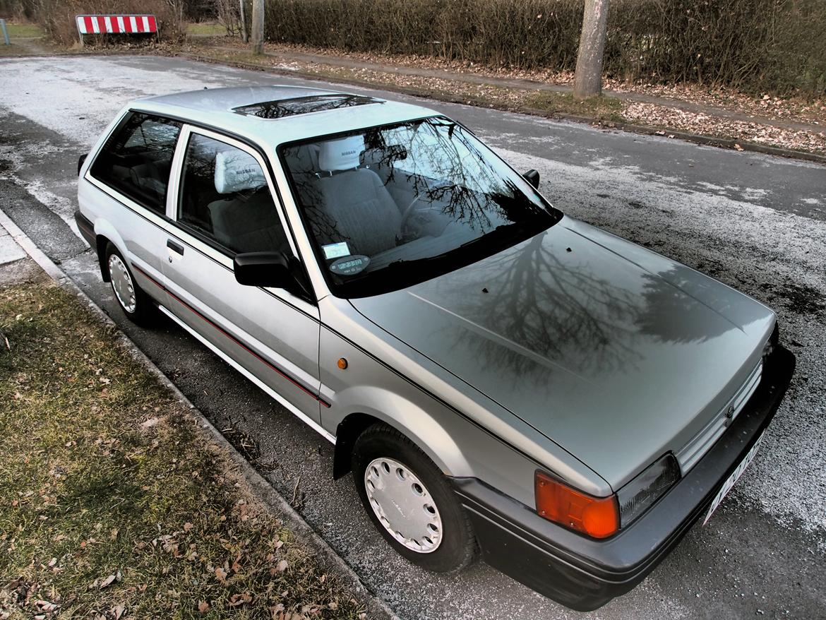 Nissan sunny billede 3
