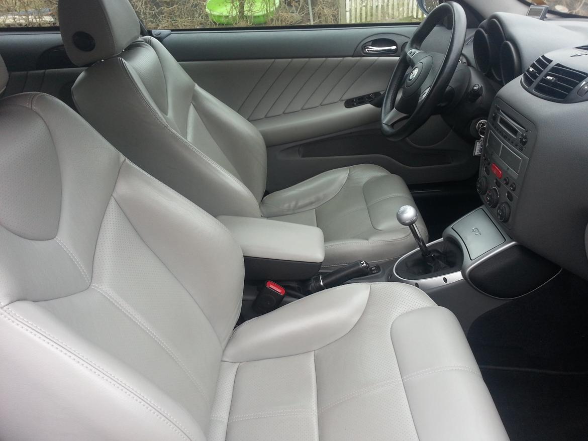 Alfa Romeo GT 2.0 Jts (TIL SALG) billede 7