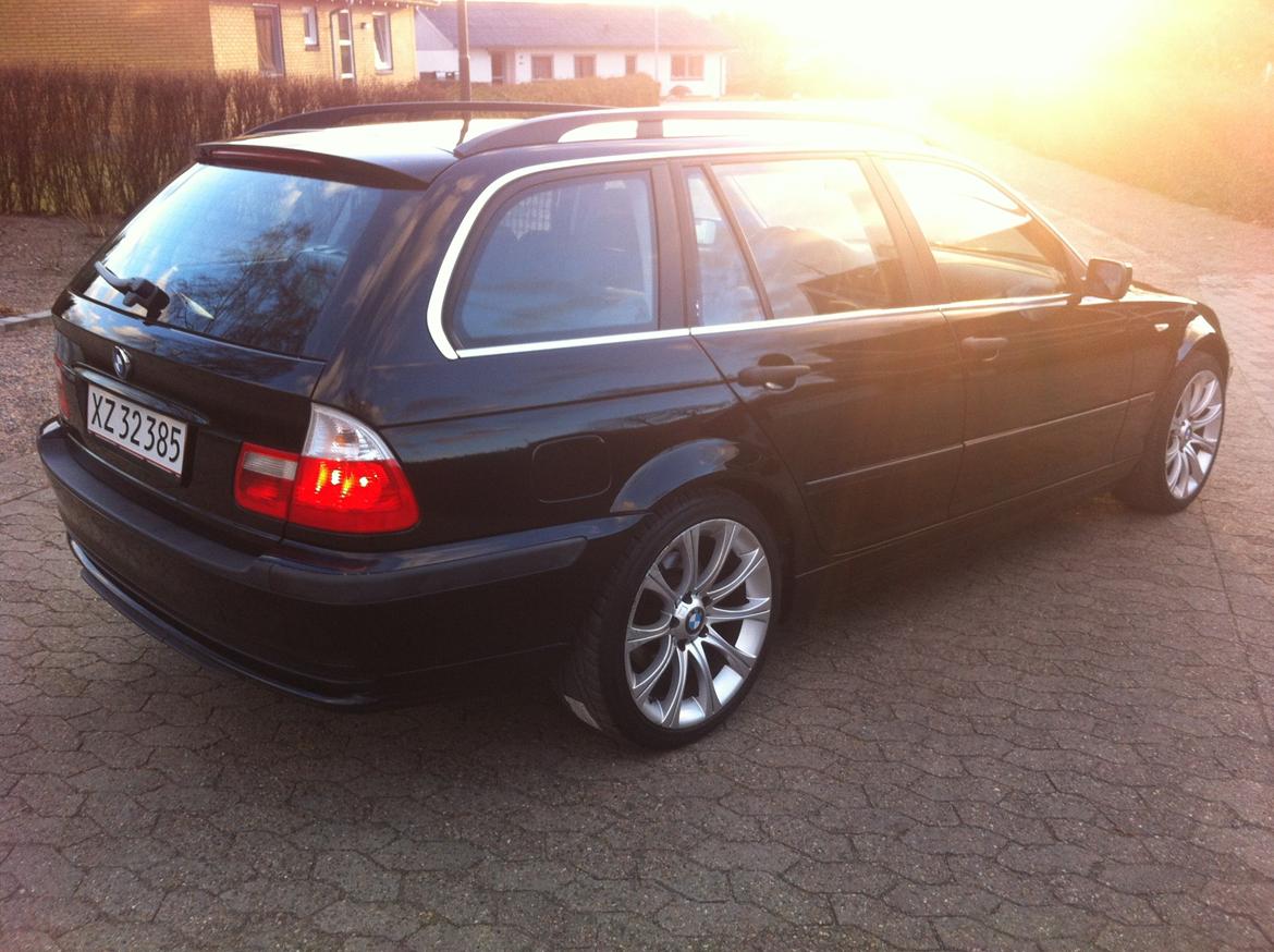 BMW E46 320d Touring "SOLGT" billede 4
