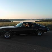 Pontiac Firebird Esprit 2-dørs coupe