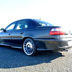Opel Omega C 2.6 24v (tidl. bil)