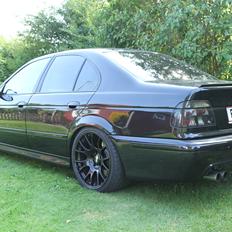 BMW e39 540i