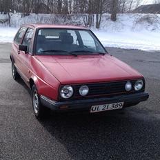 VW GOLF 1,6 GTD