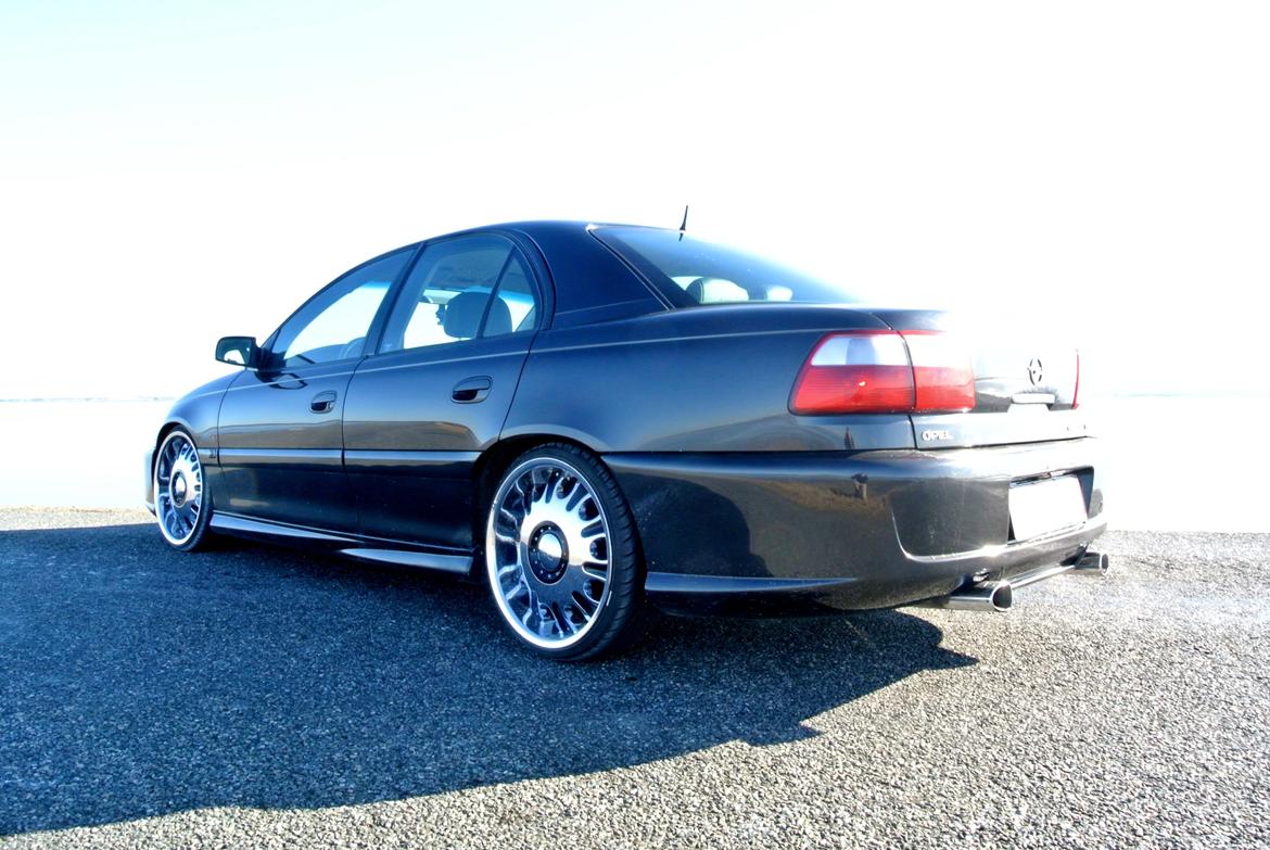 Opel Omega C 2.6 24v (tidl. bil) billede 1