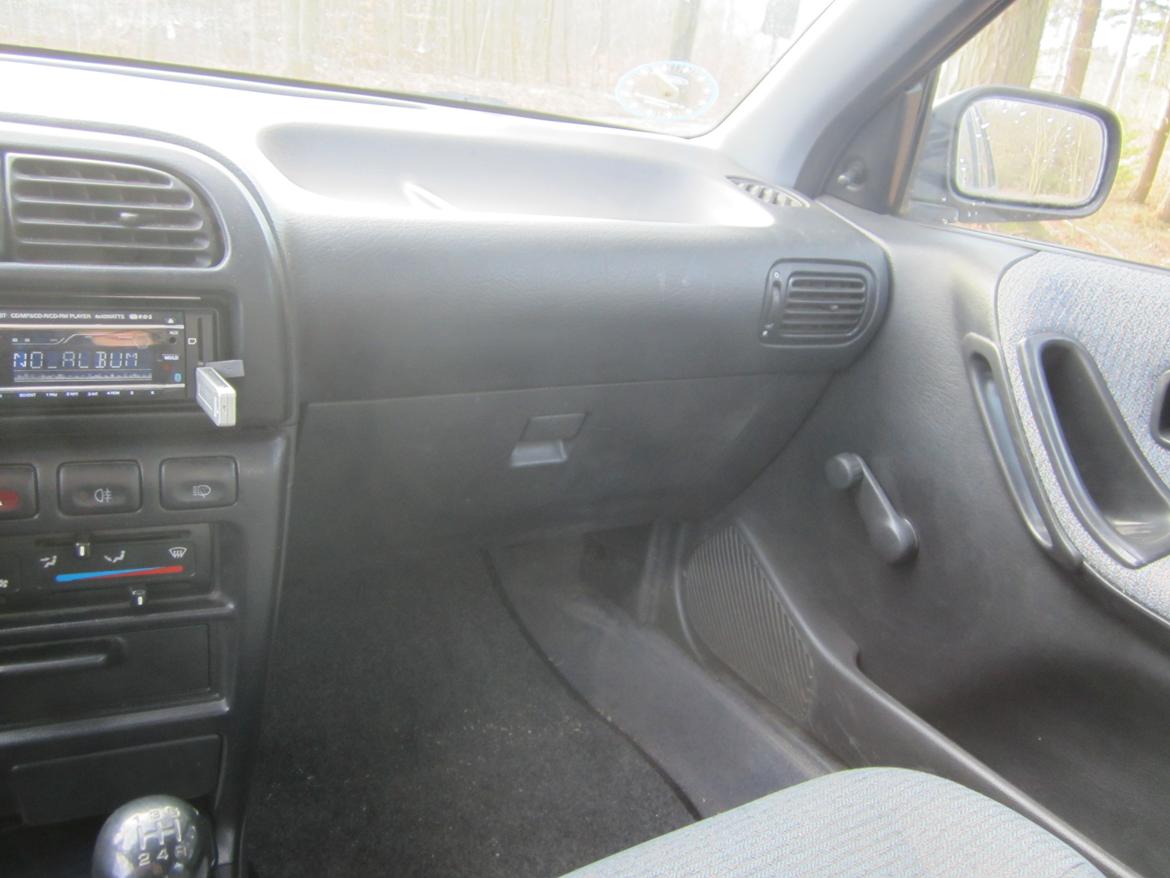 Nissan Sunny "Twincam" billede 14