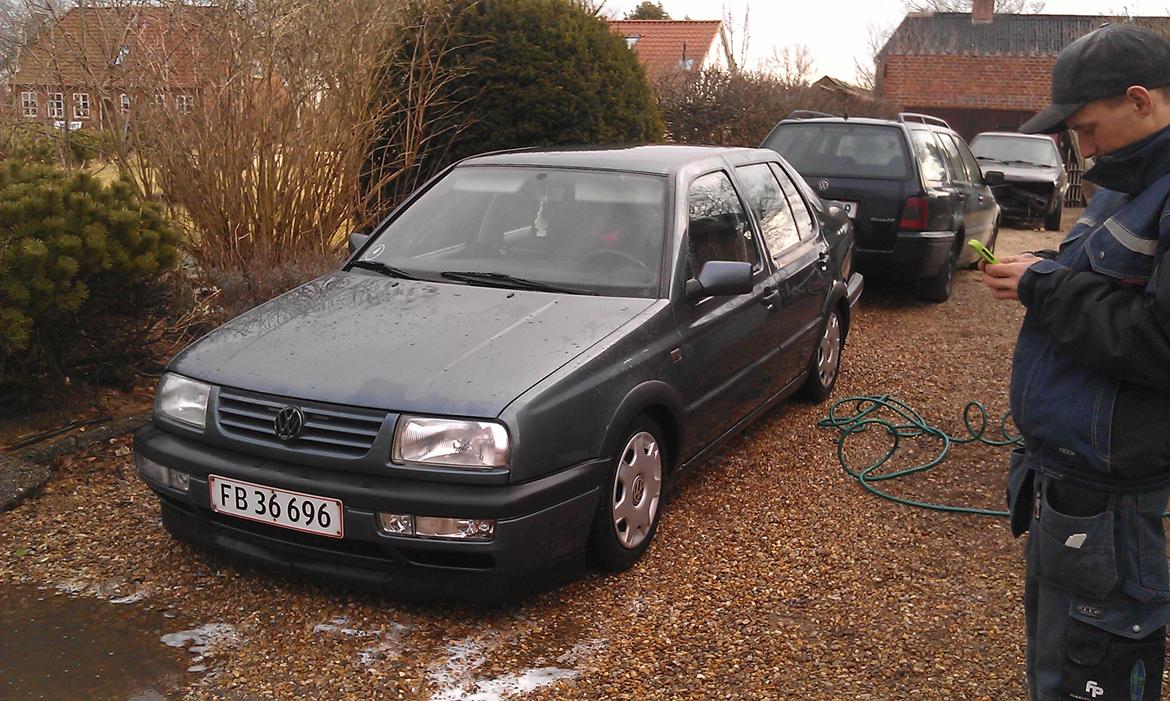 VW Vento 1,8 Gl Solgt billede 2