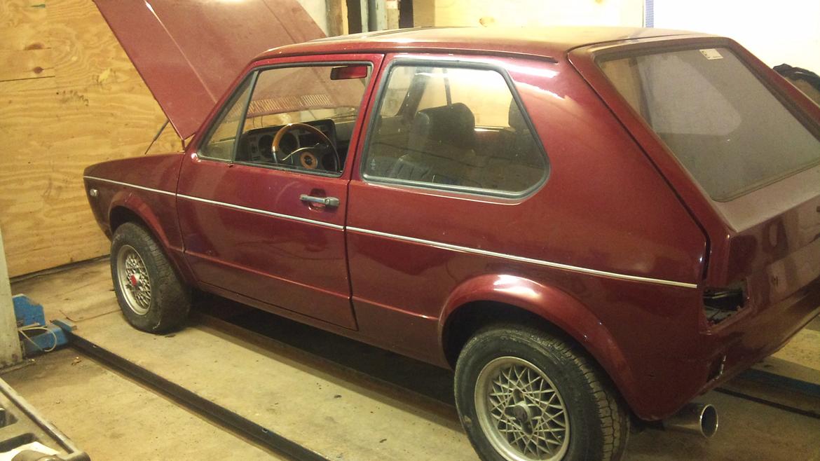 VW GOLF MK I 1,6D SOMMERBIL solgt billede 5