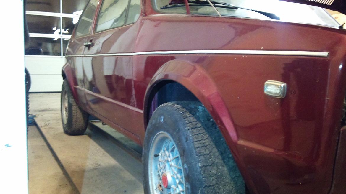 VW GOLF MK I 1,6D SOMMERBIL solgt billede 11