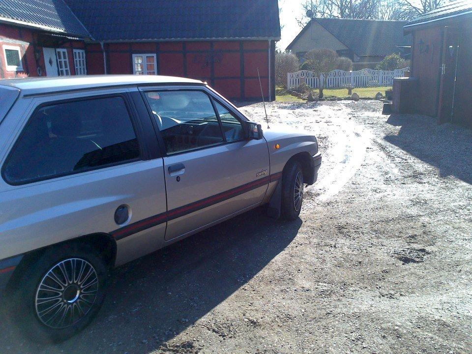 Opel corsa A  ( SOLGT ) billede 3