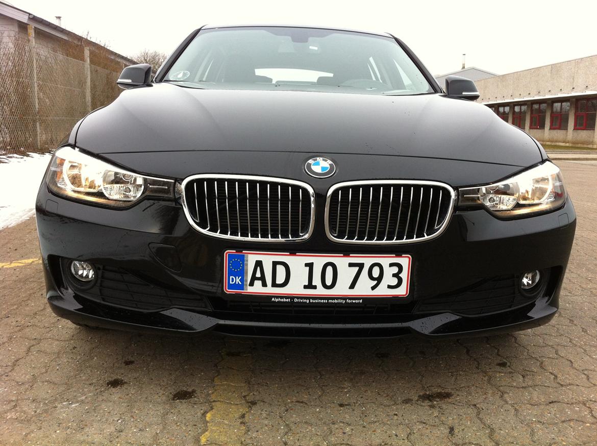 BMW 320D Touring billede 4
