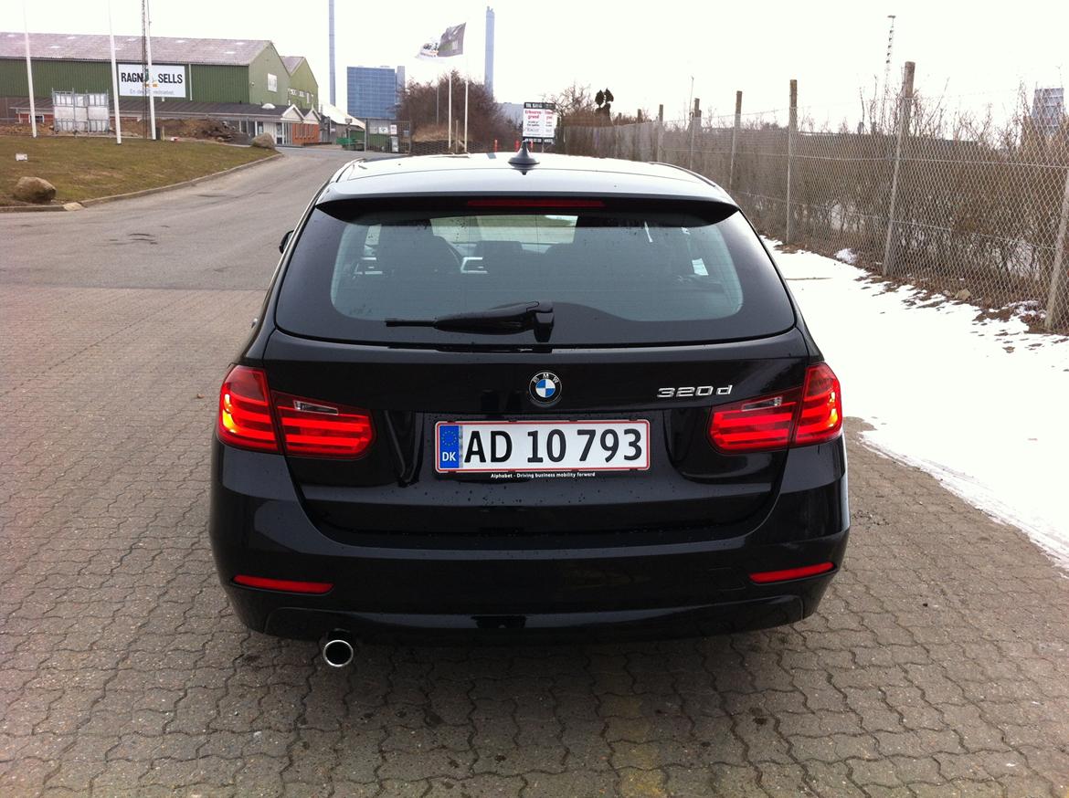 BMW 320D Touring billede 7