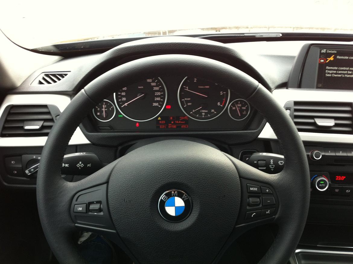 BMW 320D Touring billede 15