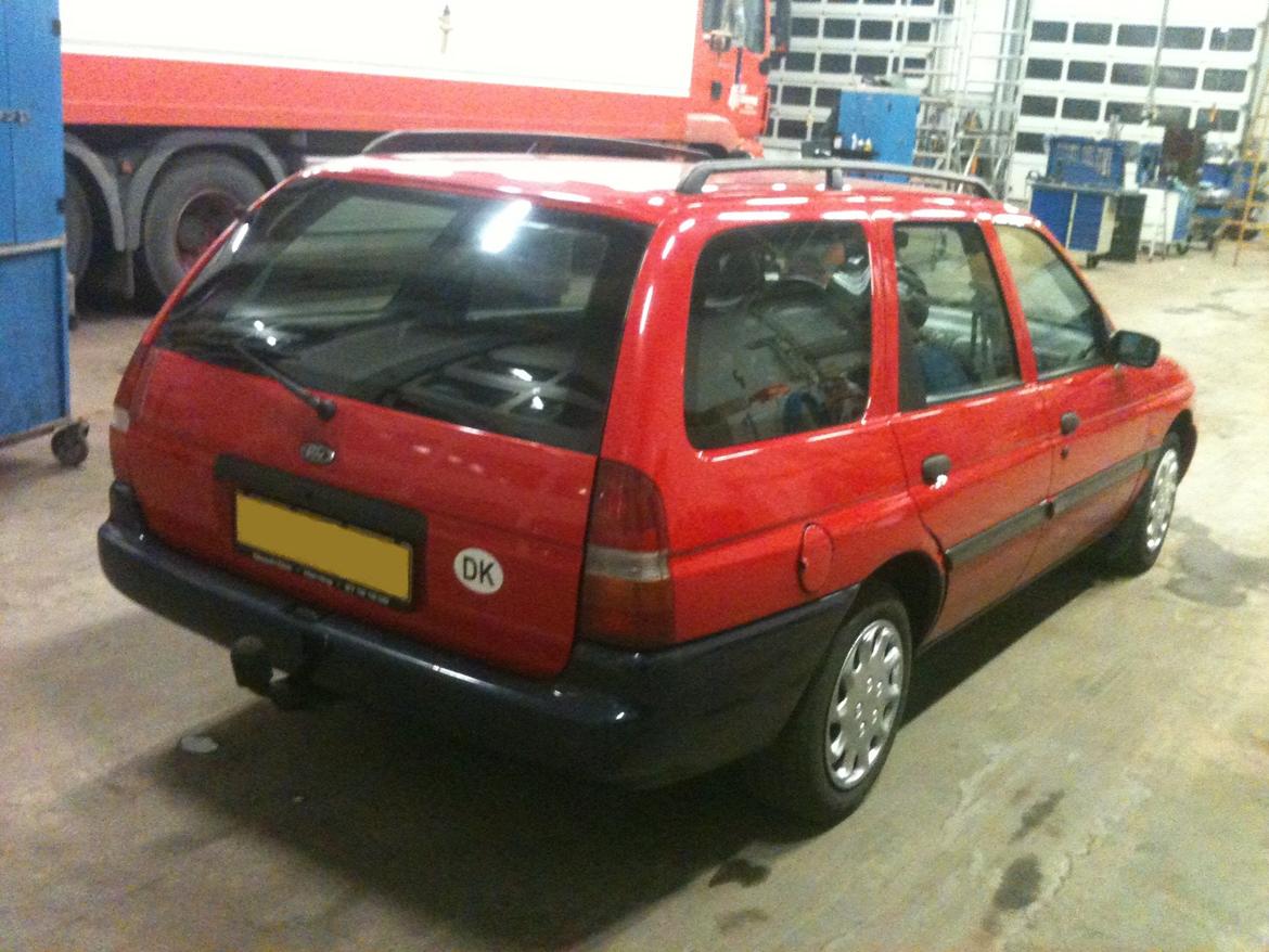 Ford Escort Estate Van 1,8 ZeTec, "Fizz-Mobilen" billede 7