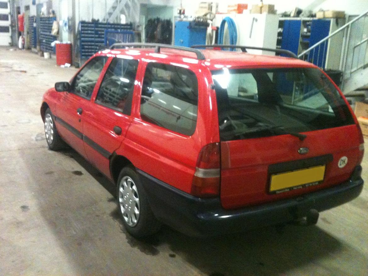 Ford Escort Estate Van 1,8 ZeTec, "Fizz-Mobilen" billede 8